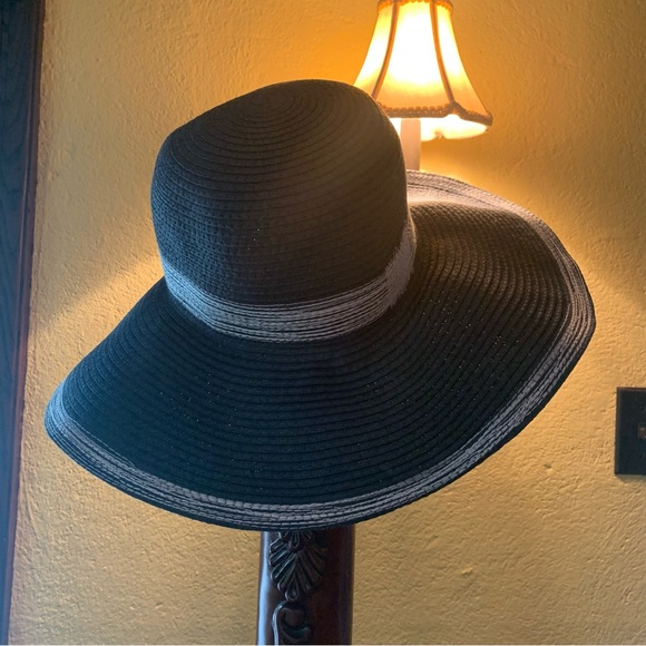 Threads 4 Thought midnight blue straw hat - Picture 2 of 12